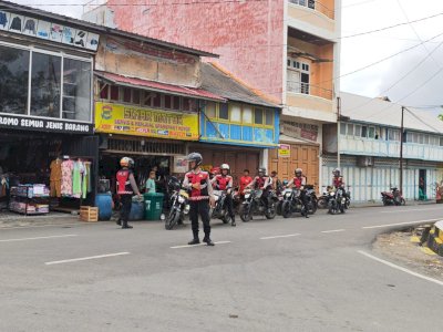 Jaga Ketertiban Kota, Polisi Selayar Himbau Warga Tertib Parkir