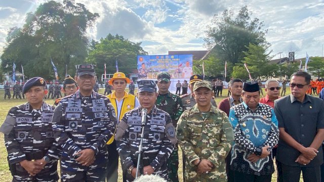 Laksda TNI Andi Abdul Aziz ungkap pentingnya Selayar sebagai jalur strategis maritim dunia.