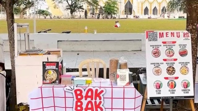 Bakso Bakar &ldquo;BAK BAK FOODIE&rdquo;, Cita Rasa Olahan Ayam yang Menjadi Favorit di CFD dan CFN Selayar