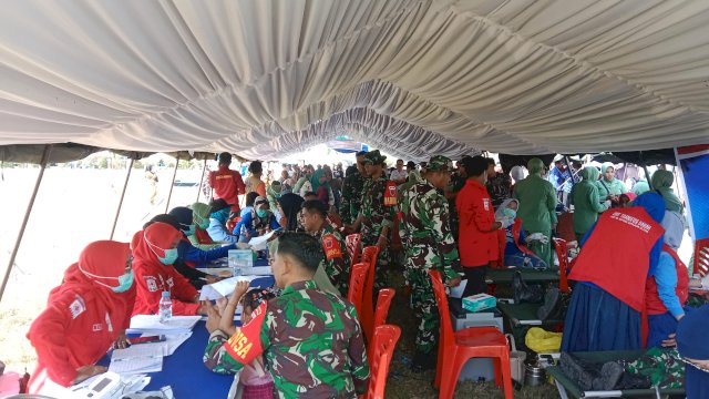 filter: 0; jpegRotation: 0; fileterIntensity: 0.000000; filterMask: 0; module:1facing:0; 
hw-remosaic: 0; 
touch: (-1.0, -1.0); 
modeInfo: ; 
sceneMode: SFHDR; 
cct_value: 0; 
AI_Scene: (-1, -1); 
aec_lux: 102.0; 
hist255: 0.0; 
hist252~255: 0.0; 
hist0~15: 0.0;