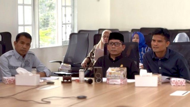 Munafri Apresiasi Inisiatif DPRD Buat Ranperda Pesantren, Muchlis Misbah: Kado Manis di Hari Santri Nasional