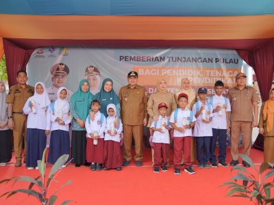 Wujud Kepedulian Pemkot Makassar: Seragam Baru, Semangat Baru Anak Pulau