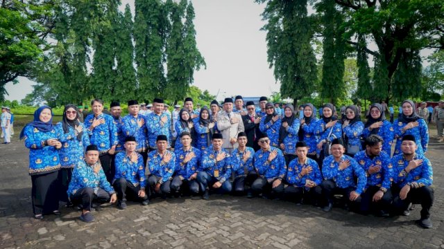 Gubernur Sulsel Andi Sudirman Pimpin Upacara HKN ke-61 &ldquo;Generasi Sehat, Masa Depan Hebat&rdquo;