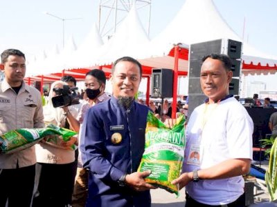 Bukti Keberpihakan untuk Petani, Pemprov Sulsel Siap Luncurkan 5000 Ton Program Mandiri Benih Secara Gratis