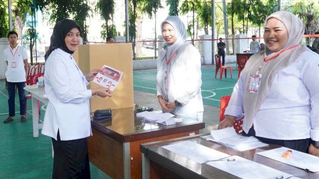 Berikan Hak Suara, Aliyah Mustika Ilham Tegaskan Pentingnya Partisipasi Warga di Pemilihan RT