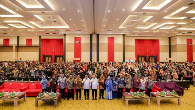 Puncak HGN 2025 Tingkat Provinsi, Gubernur Sulsel Dorong Pemerataan dan Peningkatan Kualitas Pendidikan