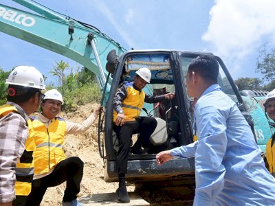 Gubernur Sulsel Groundbreaking Jalan Sabbang-Tallang-Sae, Akses Menuju Seko Terus Dikebut
