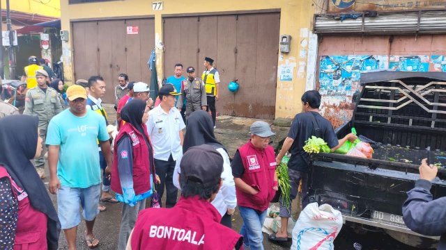 Tak Tebang Pilih, Pemkot Makassar Tertibkan Aktivitas Bongkar Muat di Veteran Utara