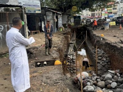 Gubernur Sulsel Tinjau Progres Jalan Hertasning, Drainase Diperbesar untuk Atasi Genangan