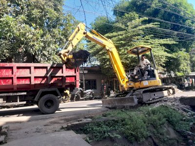 Usai Penertiban PKL, Dinas PU Makassar Kebut Perbaikan Drainase dan Trotoar di Mariso