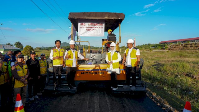 Dipusatkan di Ruas Bua-Rantepao, Gubernur Sulsel Groundbreaking MYP Paket 6 untuk 20 Ruas Jalan