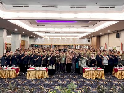 Pemupukan Tepat hingga Kendalikan Hama, BPDP, Ditjenbun, dan AKPY Bekali Pekebun Wajo Cara Tingkatkan Produktivitas Sawit