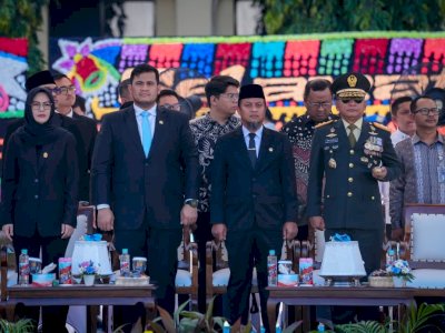 Upacara Peringatan Hari Bhayangkara ke-80, Gubernur Sulsel Apresiasi Pengabdian Polri untuk Masyarakat
