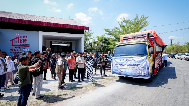 Dimulai dari Kopdes, Gubernur Andi Sudirman dan Bulog Salurkan 28.443 ton Beras untuk Warga Sulsel
