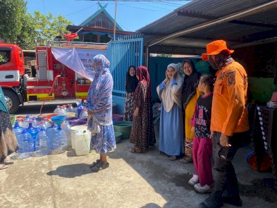 Bantu Warga Terdampak Kekeringan, Pemkot Makassar Pastikan Distribusi Air Bersih ke Semua Kecamatan